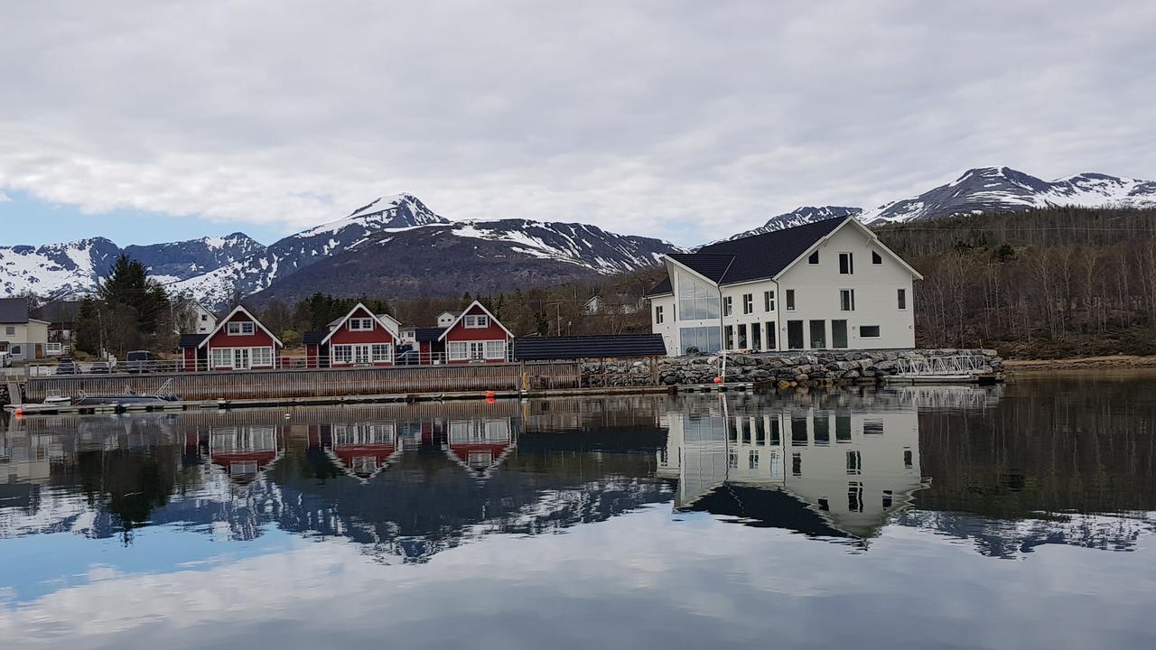 Senja Fjordhotell And Apartments Stonglandseidet Dış mekan fotoğraf